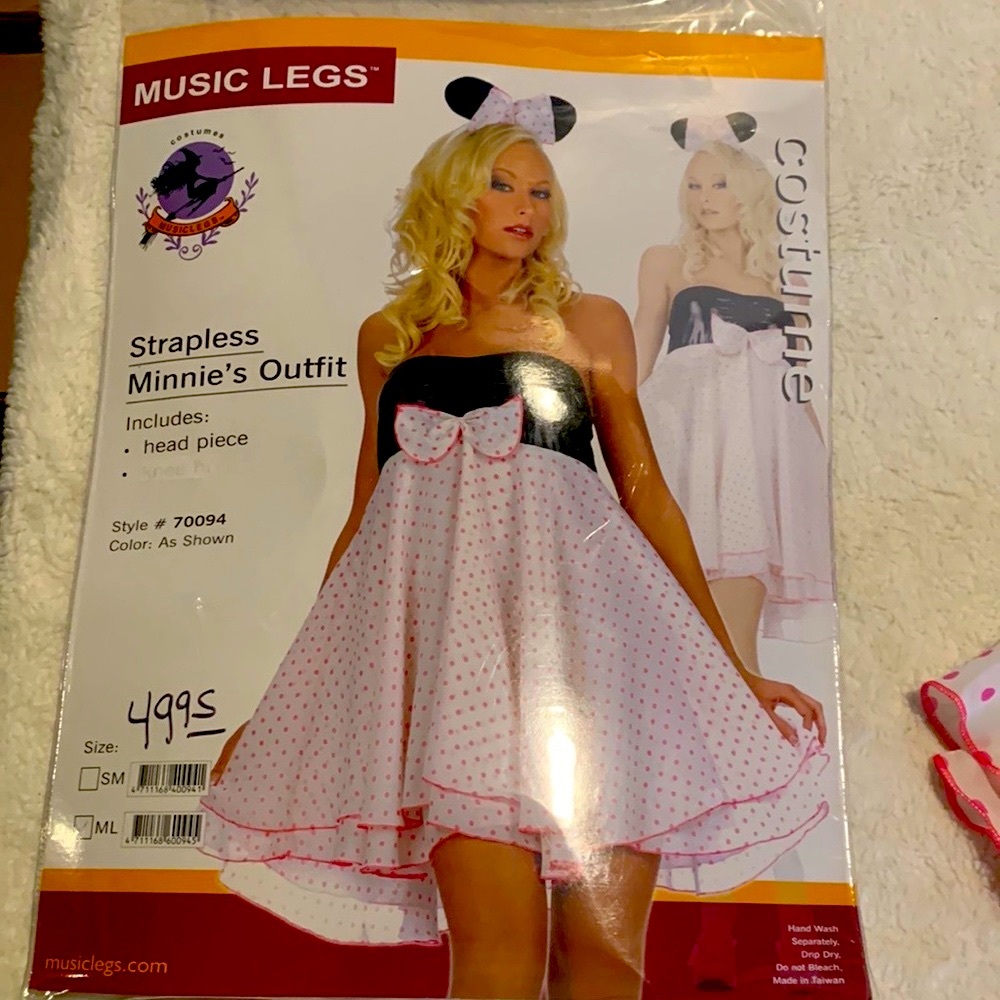 🎃NEW W/Tags Womens Halloween 🎃 Costume Small